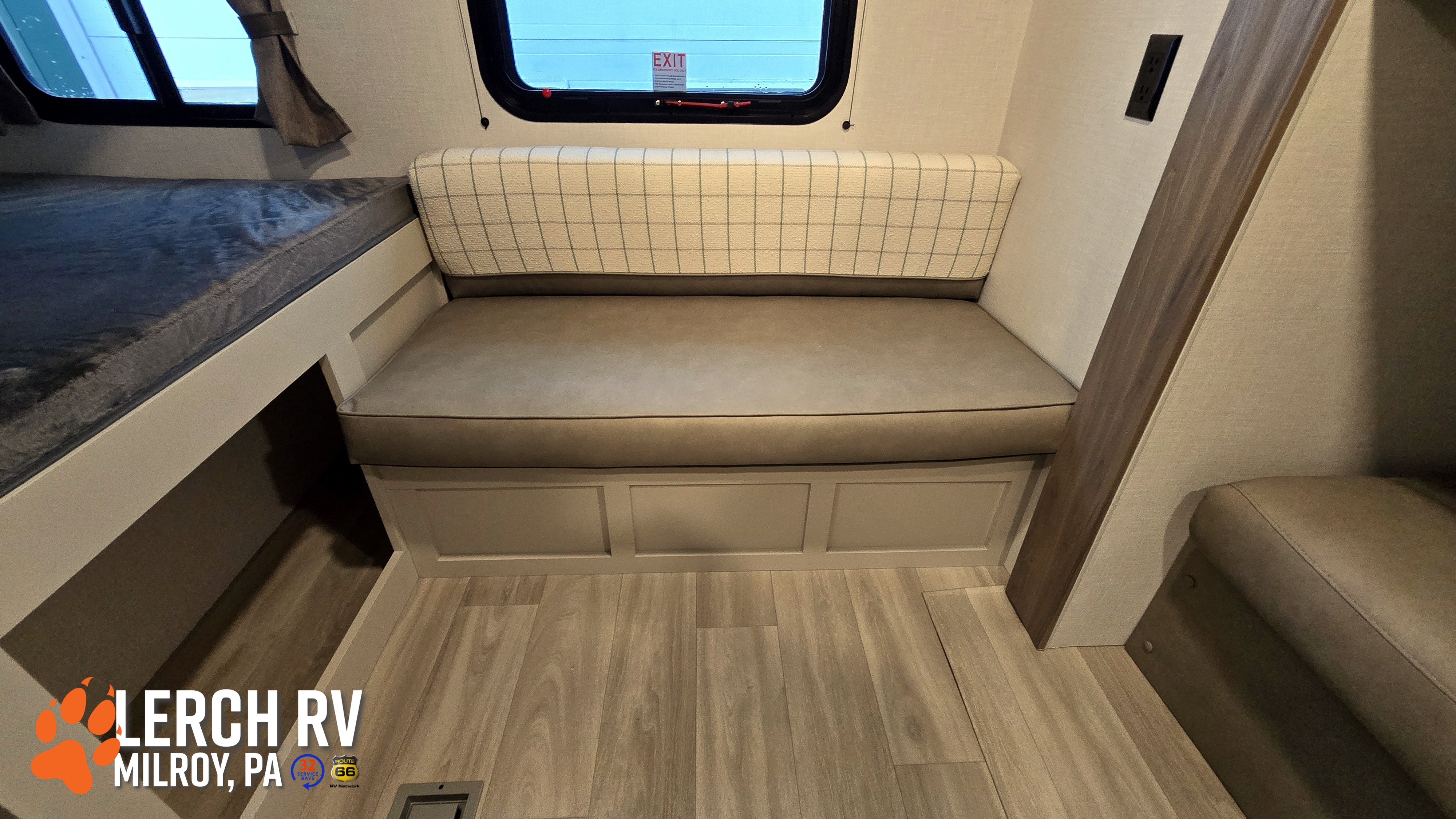 2027 KZ RV Sportsmen SE 332BHKSE - Image 32