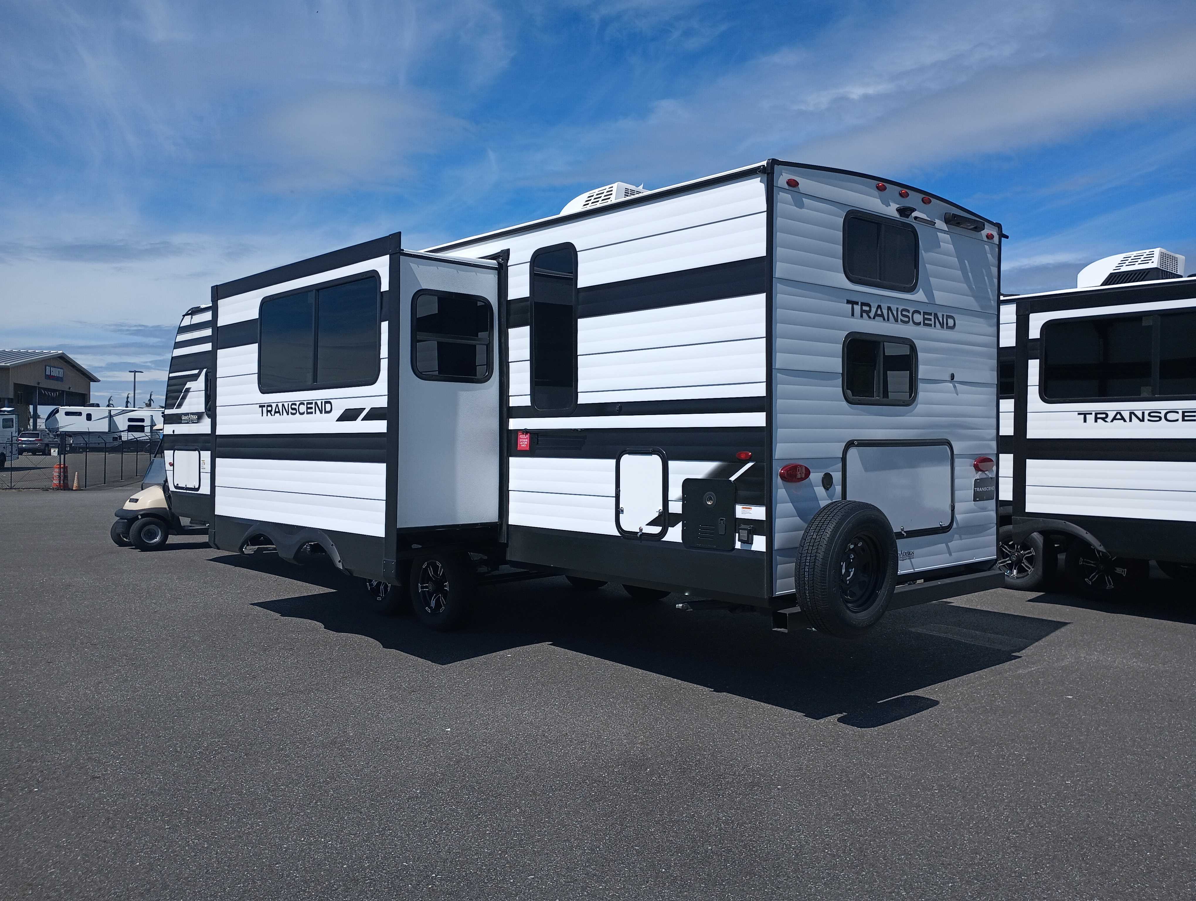 2027 Grand Design Transcend 265BHT - Image 3