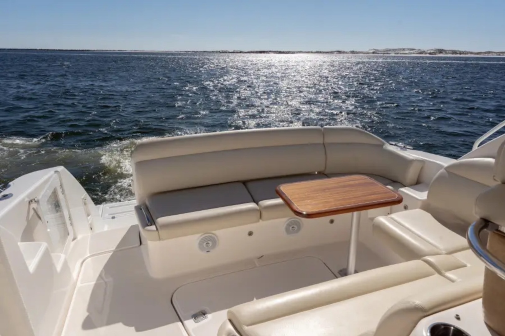 2008 Tiara Yachts 3900 Sovran - Image 6