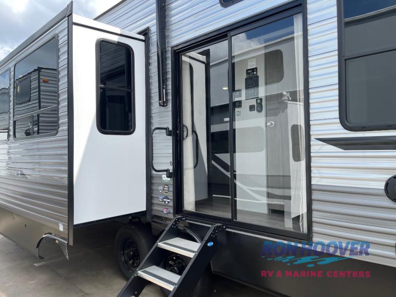 2026 COACHMEN CATALINA 44CONDO - Image 2