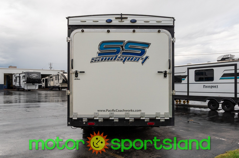 2017 Pacific Coachworks Sandsport 25FBX - Image 4