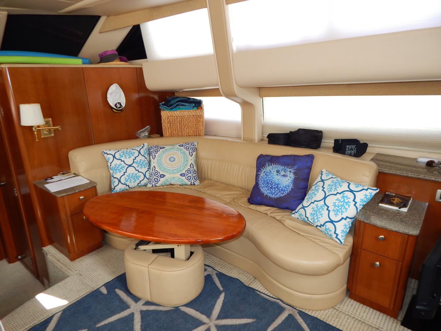 2005 Meridian 408 Motor Yacht - Image 14