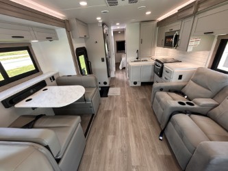 2027 JAYCO PRECEPT 31UL - Image 13
