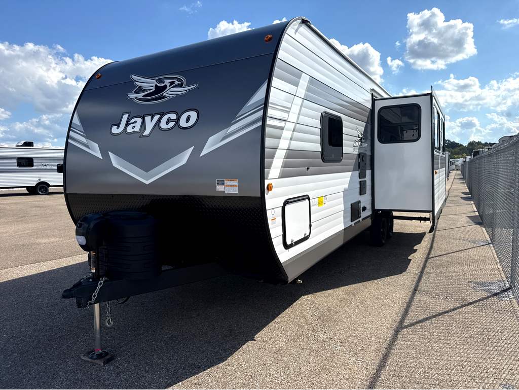 2027 JAYCO JAY FLIGHT 262RLS - Image 2