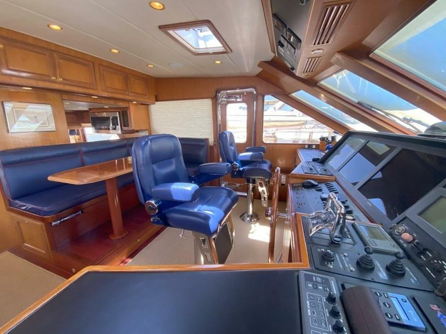 2005 Offshore Yachts - Image 12
