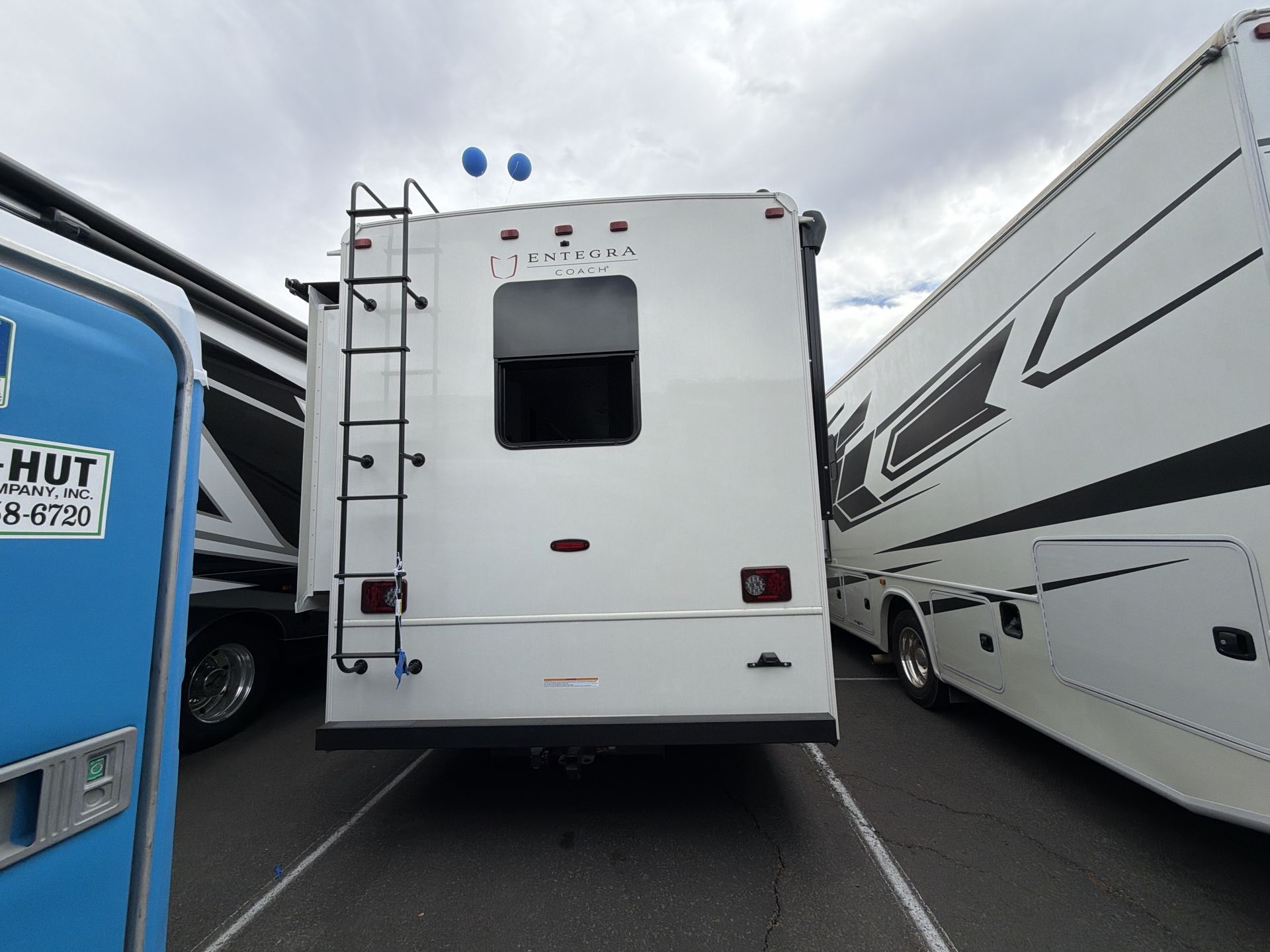 2027 Entegra Coach Vision 29S - Image 6