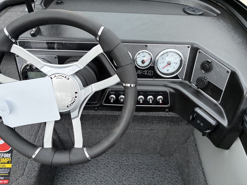 2026 Lund 1875 Crossover XS Sport - Image 16