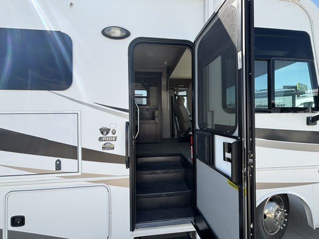 2018 Jayco Alante 31R - Image 9