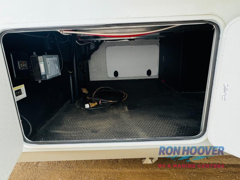 2020 PALOMINO 382FBC - Image 24