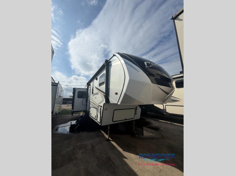 2022 FOREST RIVER CRUSADER 335RLP - Image 1