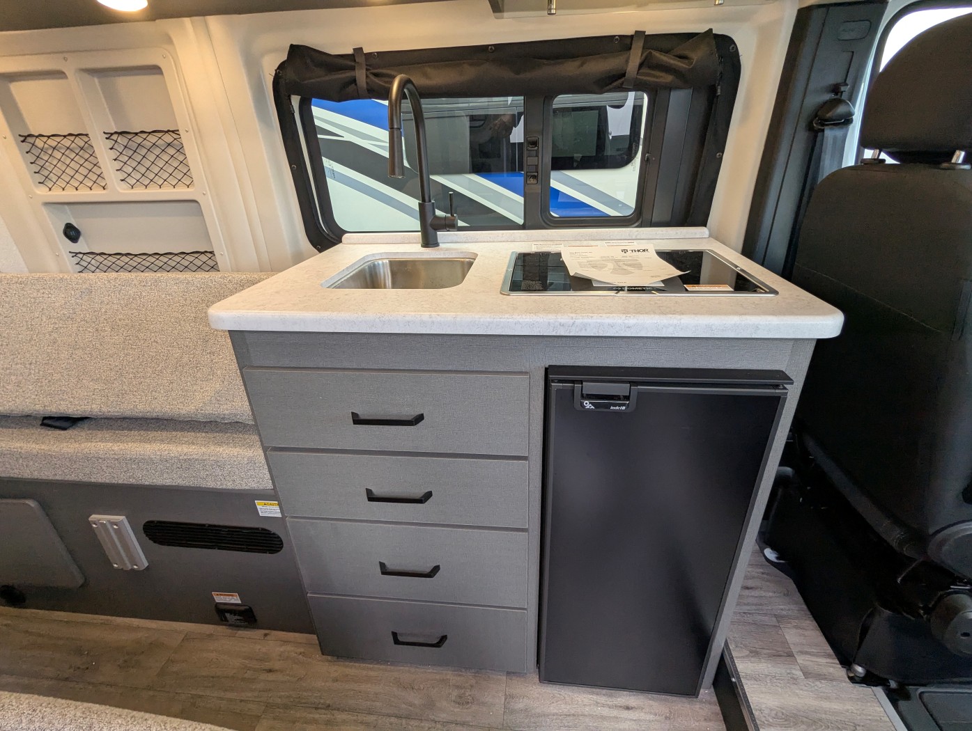 2026 Thor Motor Coach Rize 18GS - Image 13