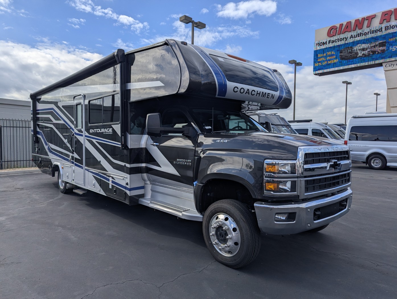 2026 Coachmen Entourage 330DS - Image 1