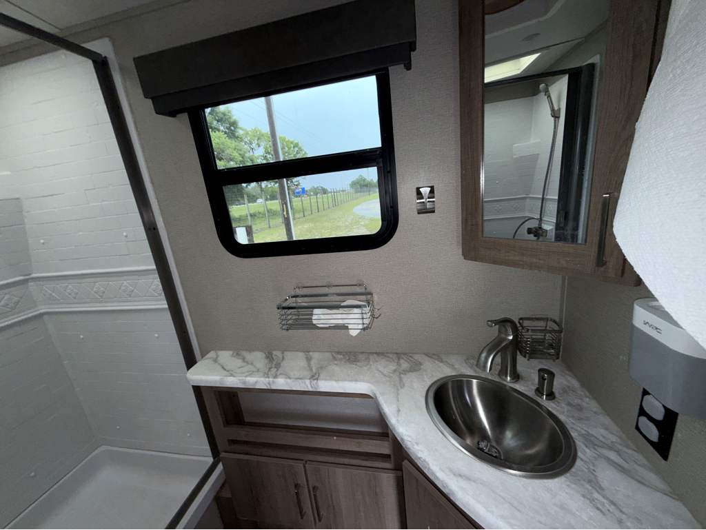 2022 GRAND DESIGN IMAGINE 2800BH - Image 17