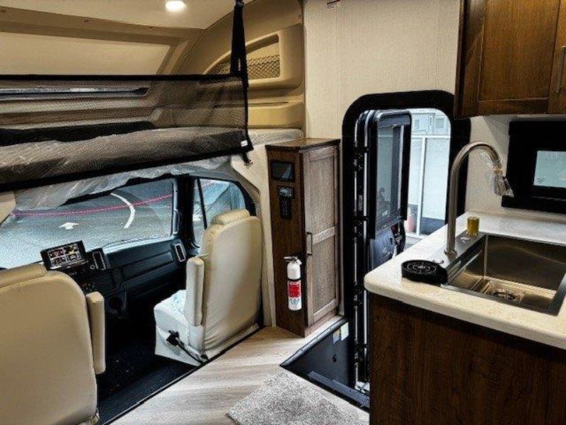 2026 Entegra Coach Accolade 37K - Image 8