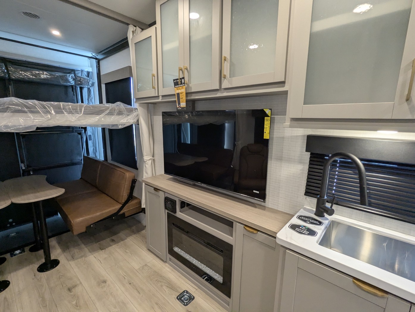 2027 FOREST RIVER STEALTH SFT2730 - Image 15
