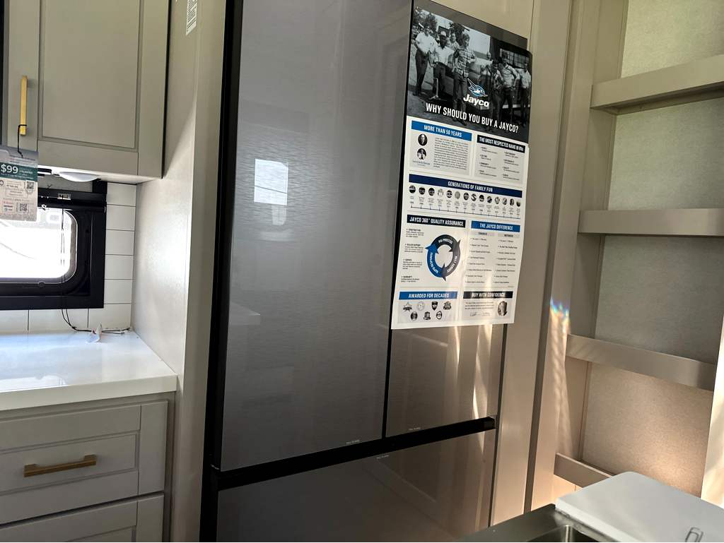 2027 JAYCO NORTH POINT 381CKRE - Image 13