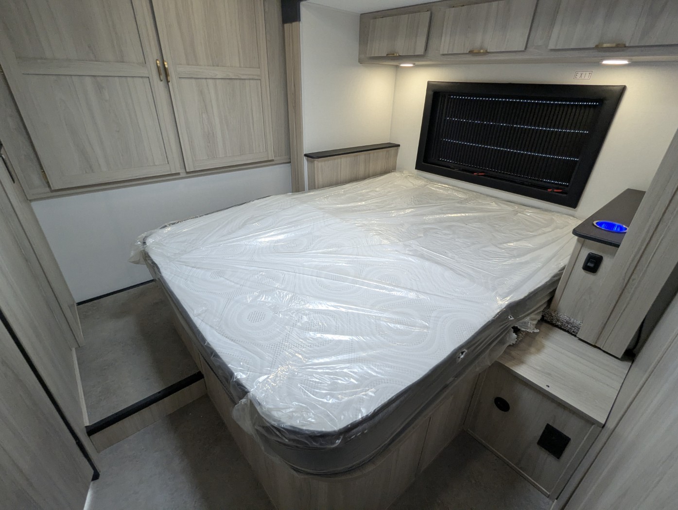 2027 Coachmen Cross Trail 26XG - Image 28