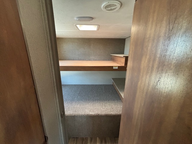 2018 SPRINGDALE SUMMERLAND 2960BH - Image 25