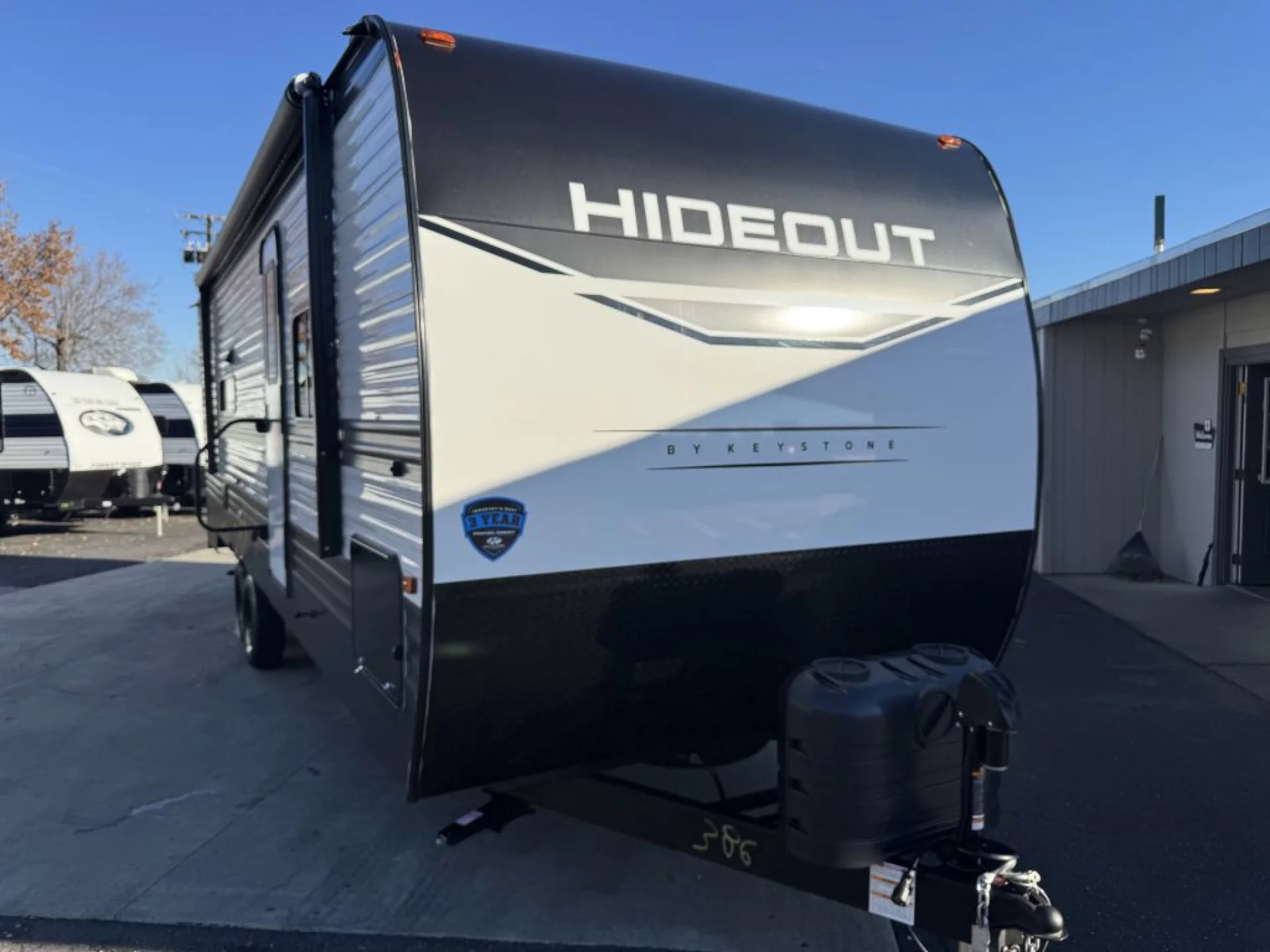 2025 KEYSTONE HIDEOUT DELUXE 26PATIO - Image 1