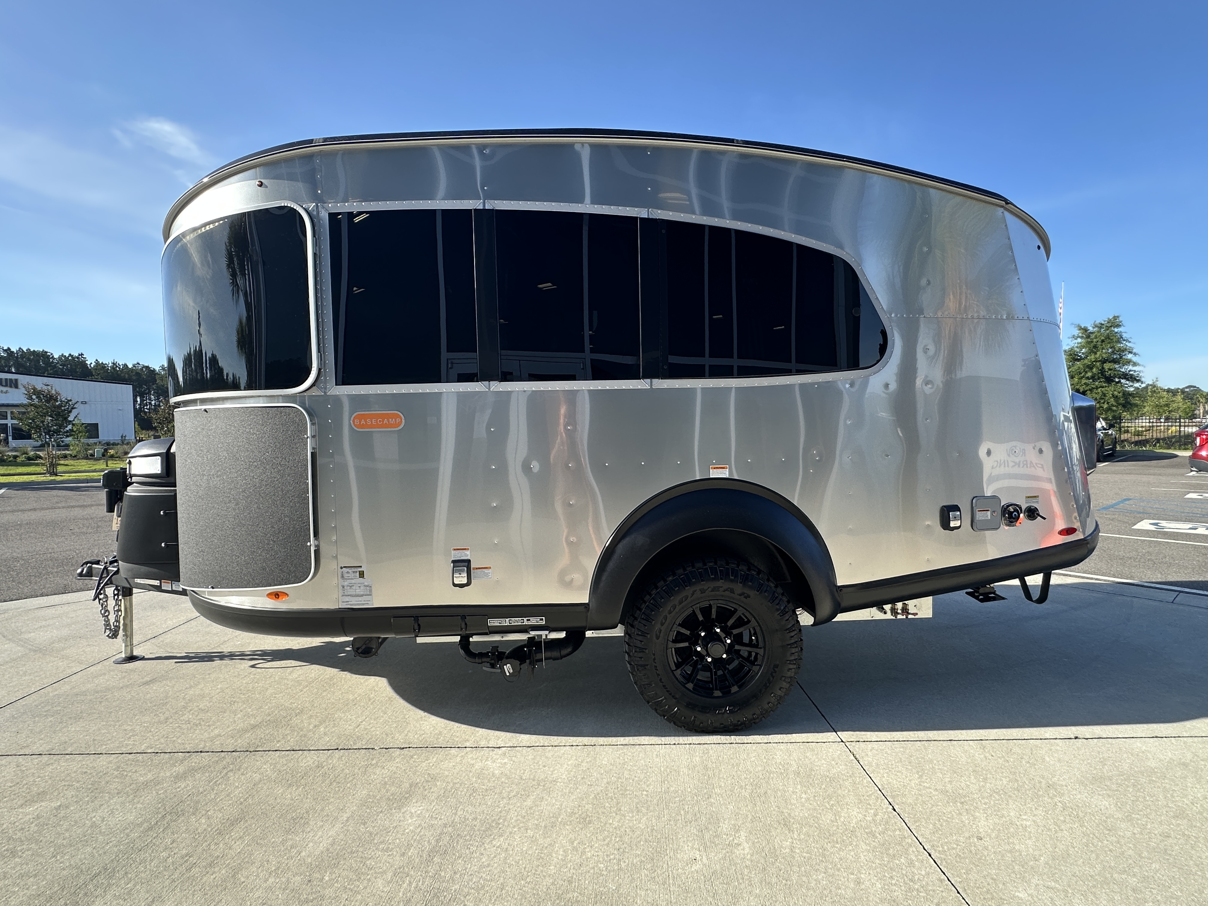 2027 Airstream Basecamp 20Xe - Image 7