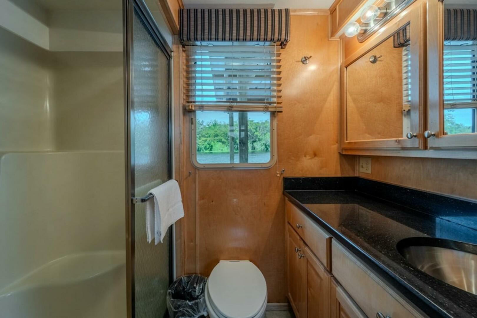 2014 Sunstar SunStar 55 - Image 12