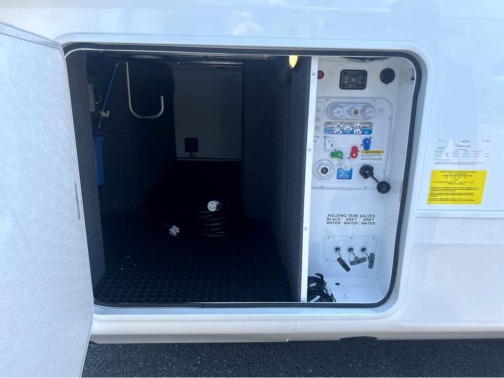 2026 JAYCO NORTH POINT 390CKDS - Image 5