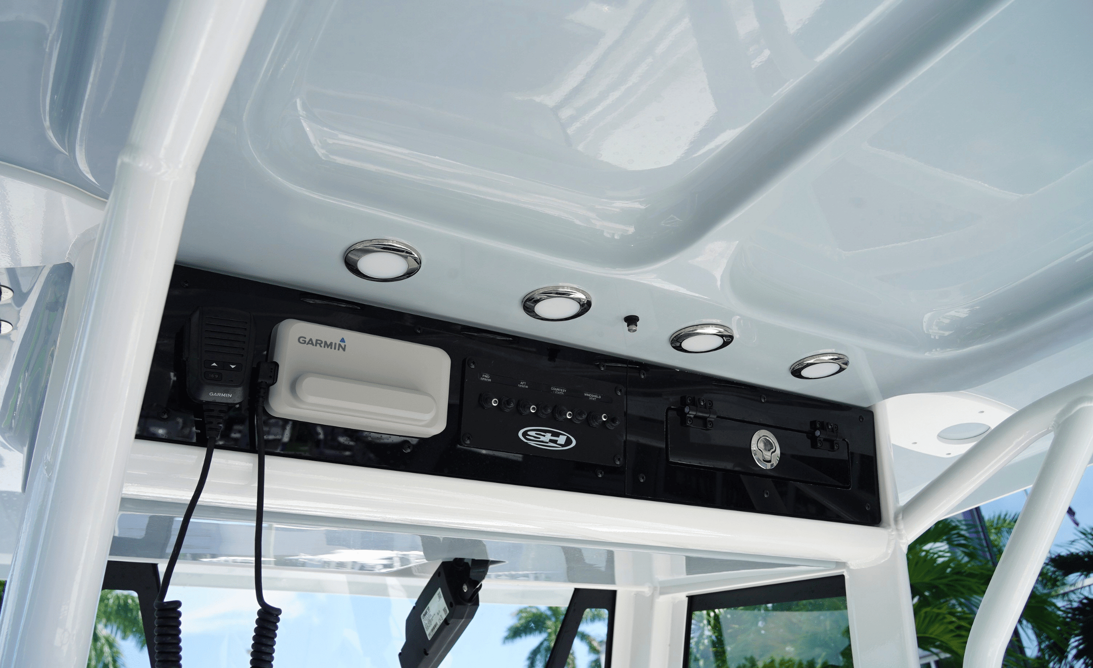 2027 SEA HUNT ULTRA 265SE - Image 34