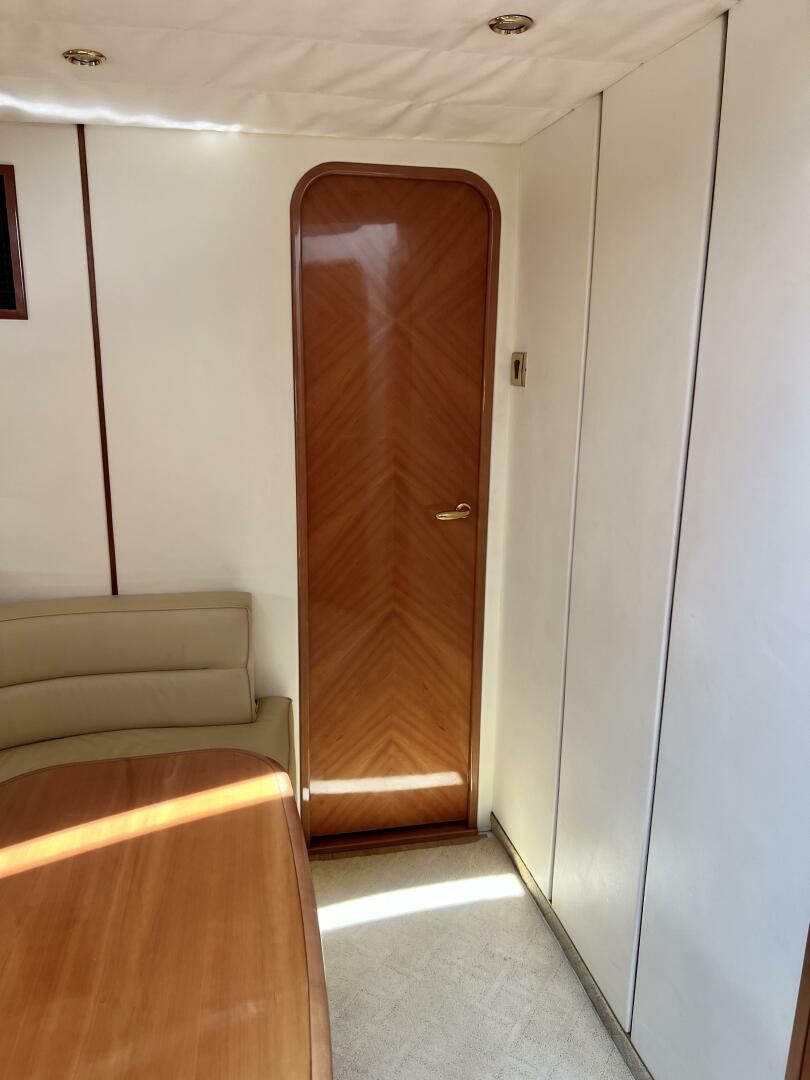2000 Viking Princess 52 Flybridge - Image 61