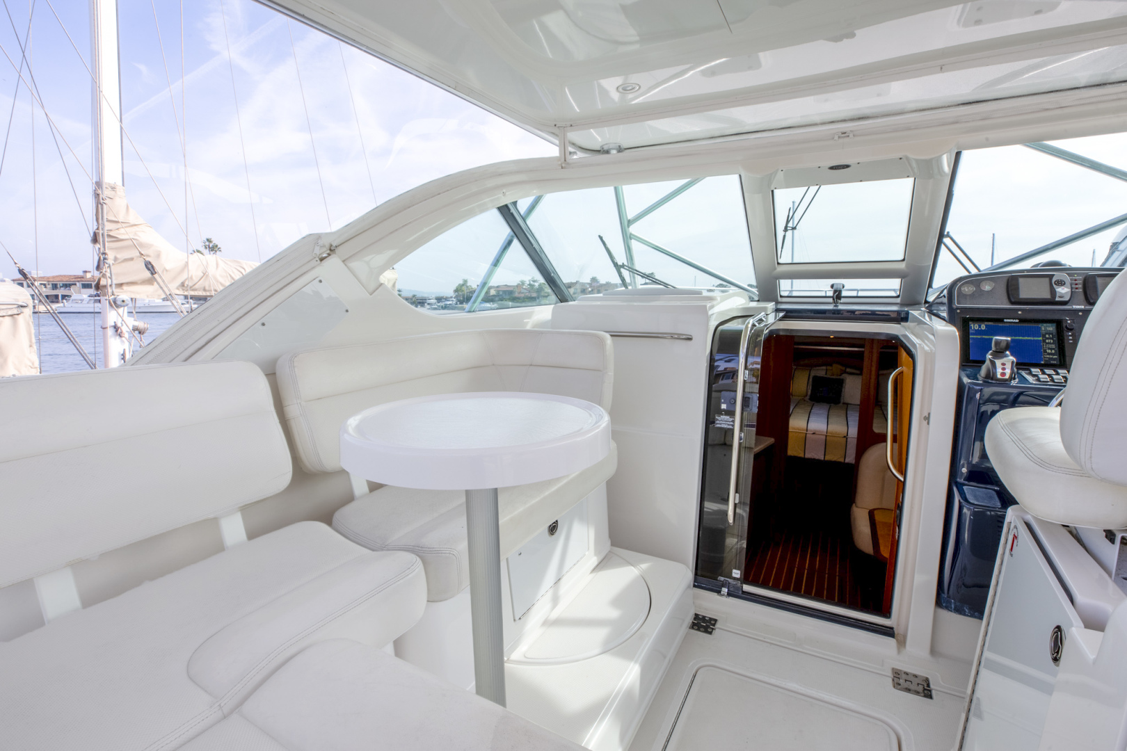 2006 Tiara Yachts 3600 Open - Image 9