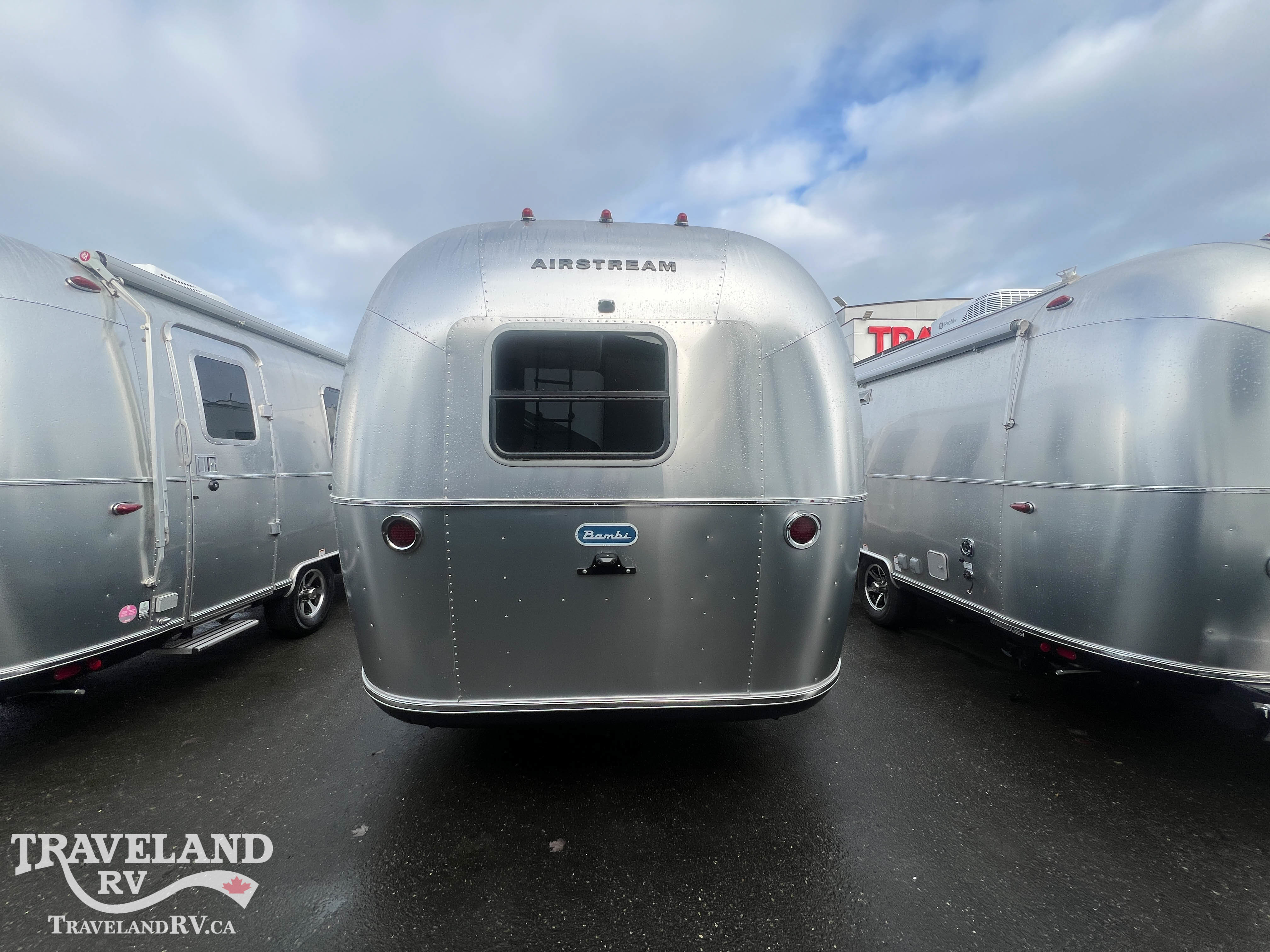 2026 Airstream Bambi 22FB - Image 6