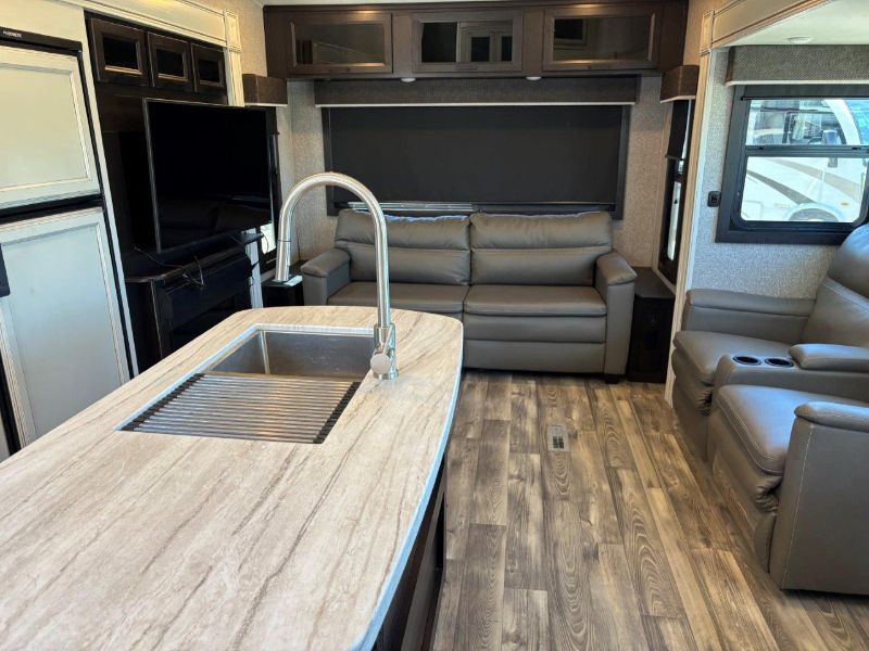 2022 Jayco Eagle HT 28.5RSTS - Image 9