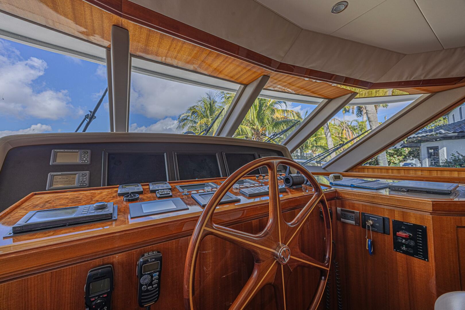 2010 Ocean Alexander 74 Motoryacht - Image 43