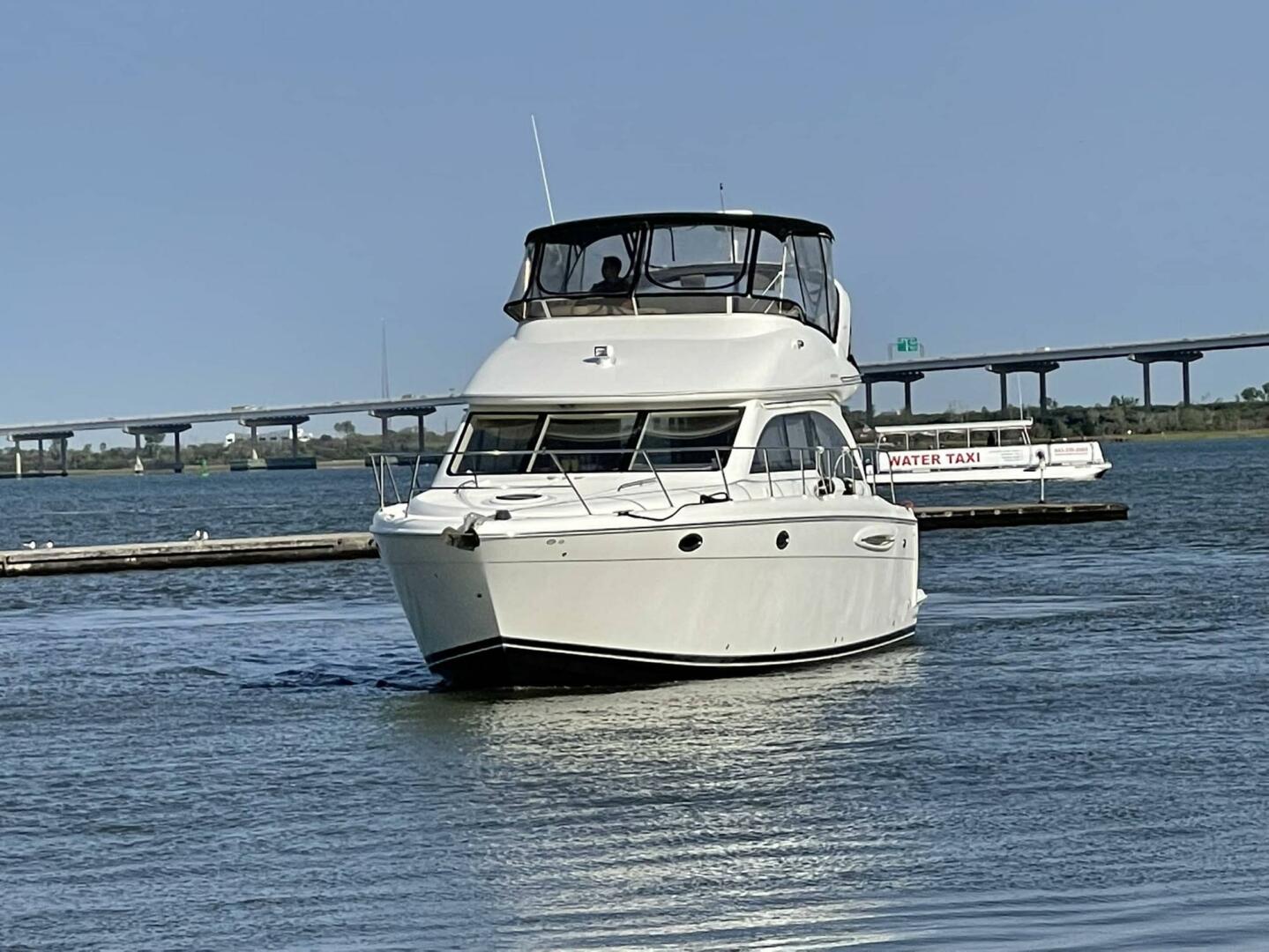 2006 Meridian 411 Sedan - Image 2