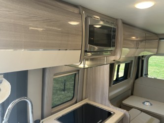 2023 THOR MOTOR COACH SEQUENCE 20J - Image 11
