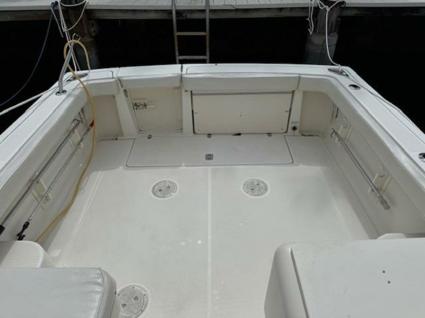 2002 Pursuit 3000 Express - Image 6