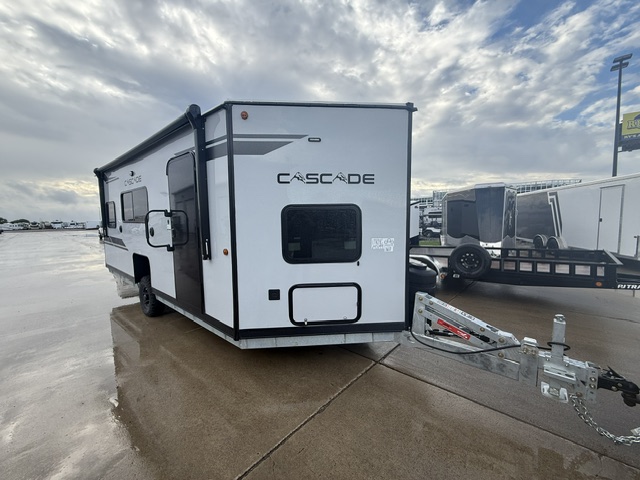 2027 CHEROKEE CASCADE 17TRHC - Image 2