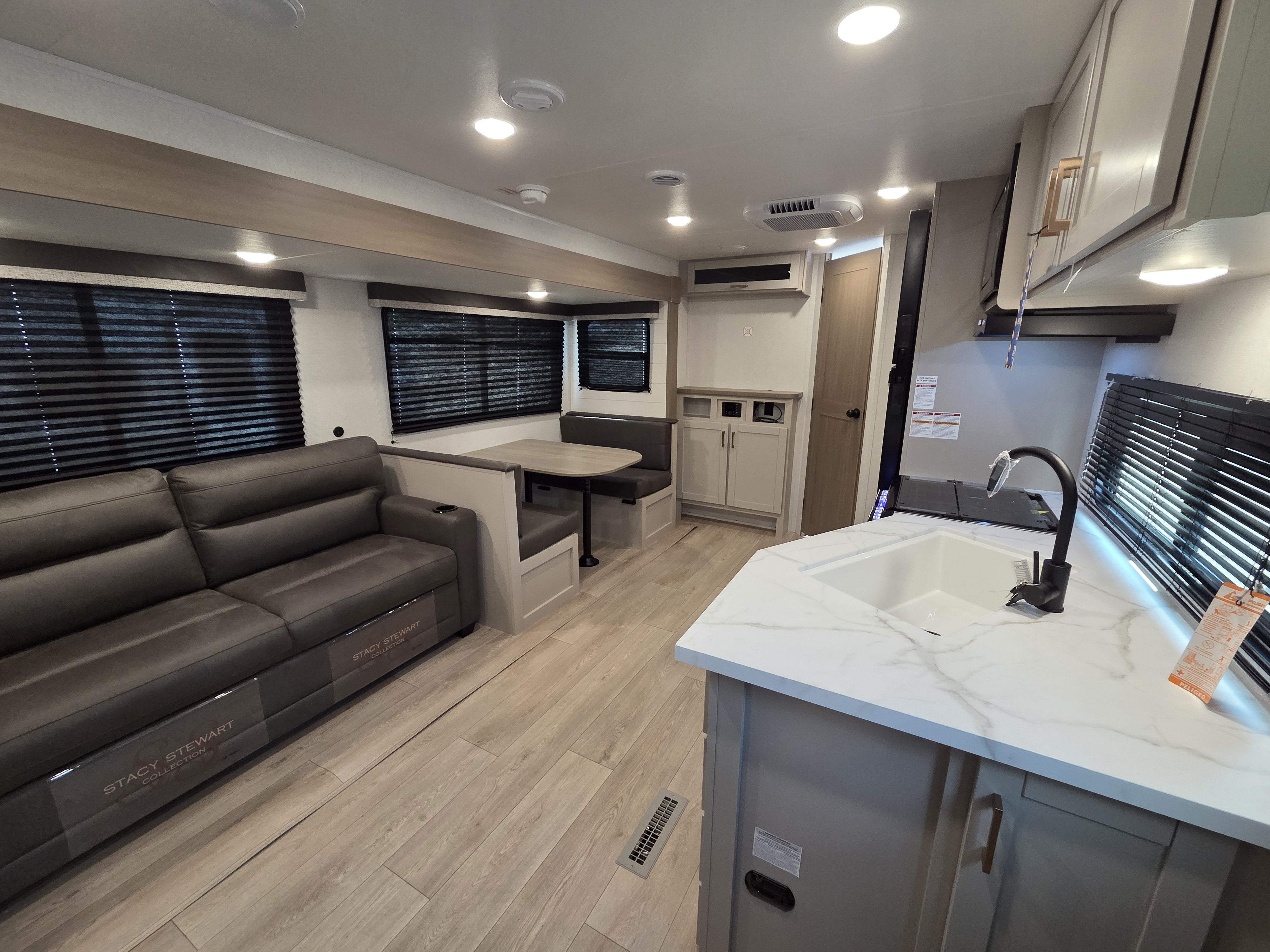 2027 Jayco Jay Flight SLX 262RLS - Image 5