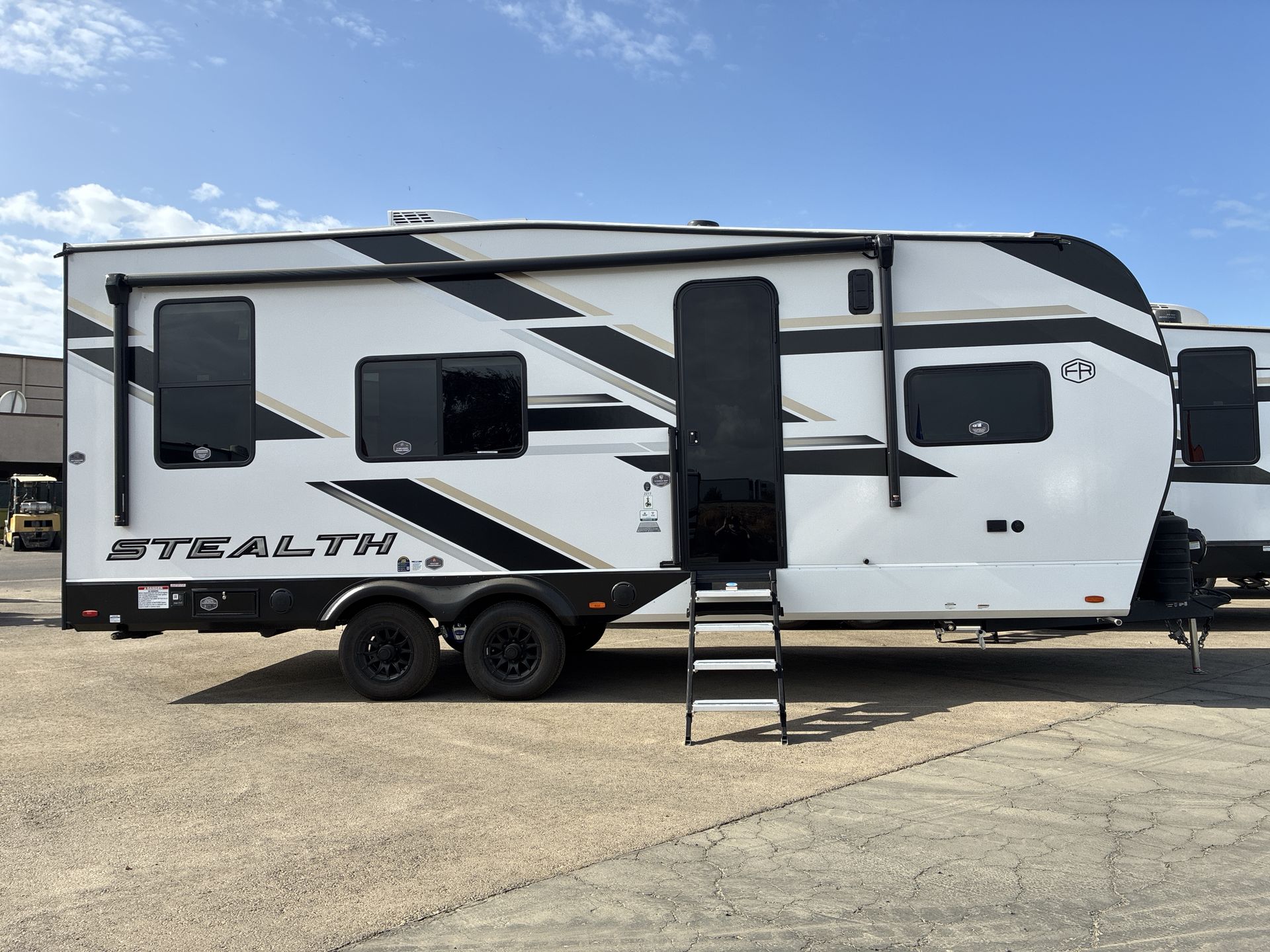 2027 Forest River Stealth 2215 - Image 10