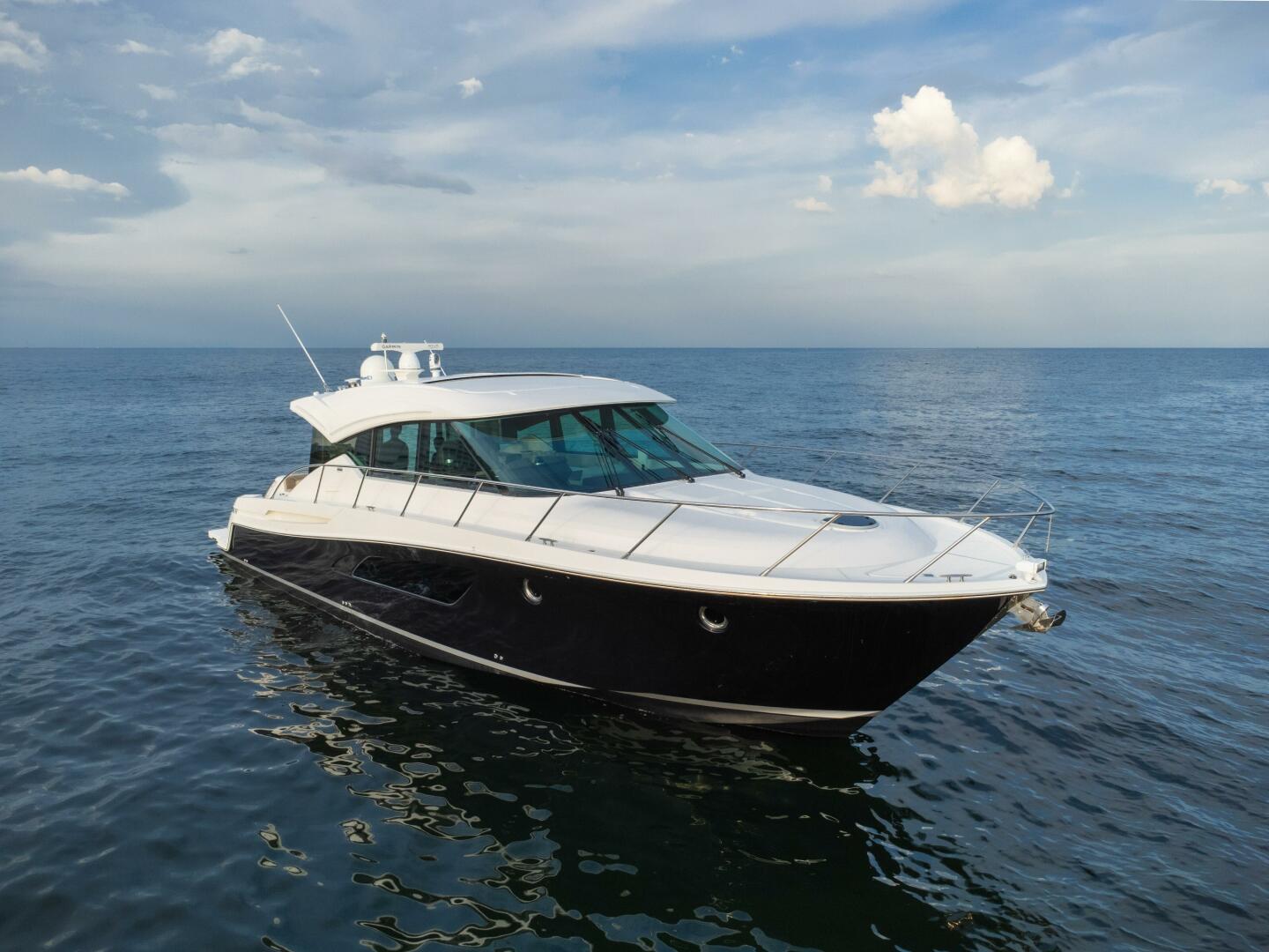 2017 Tiara Yachts C53 Coupe - Image 3