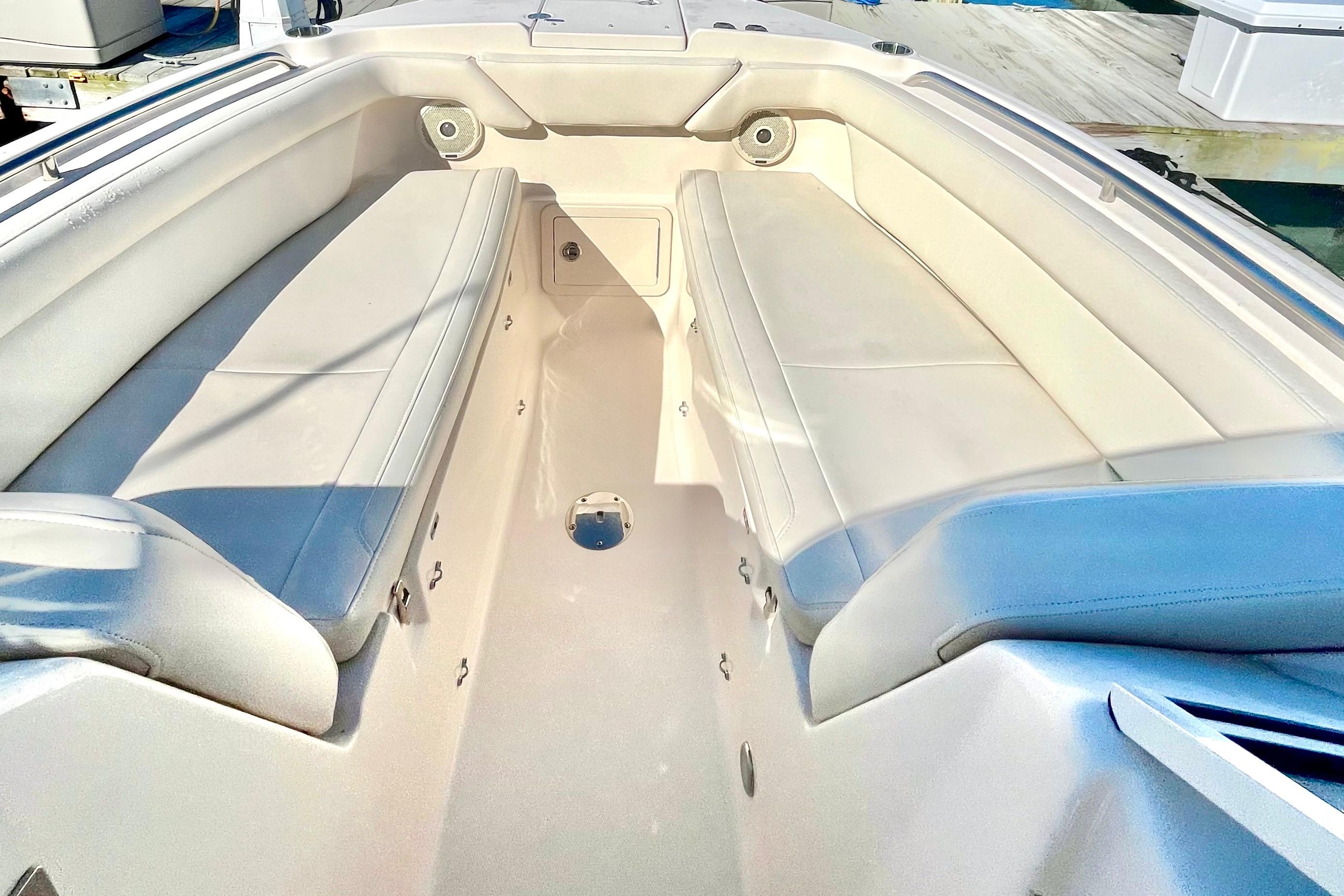 2018 Grady-White Freedom 275 - Image 36