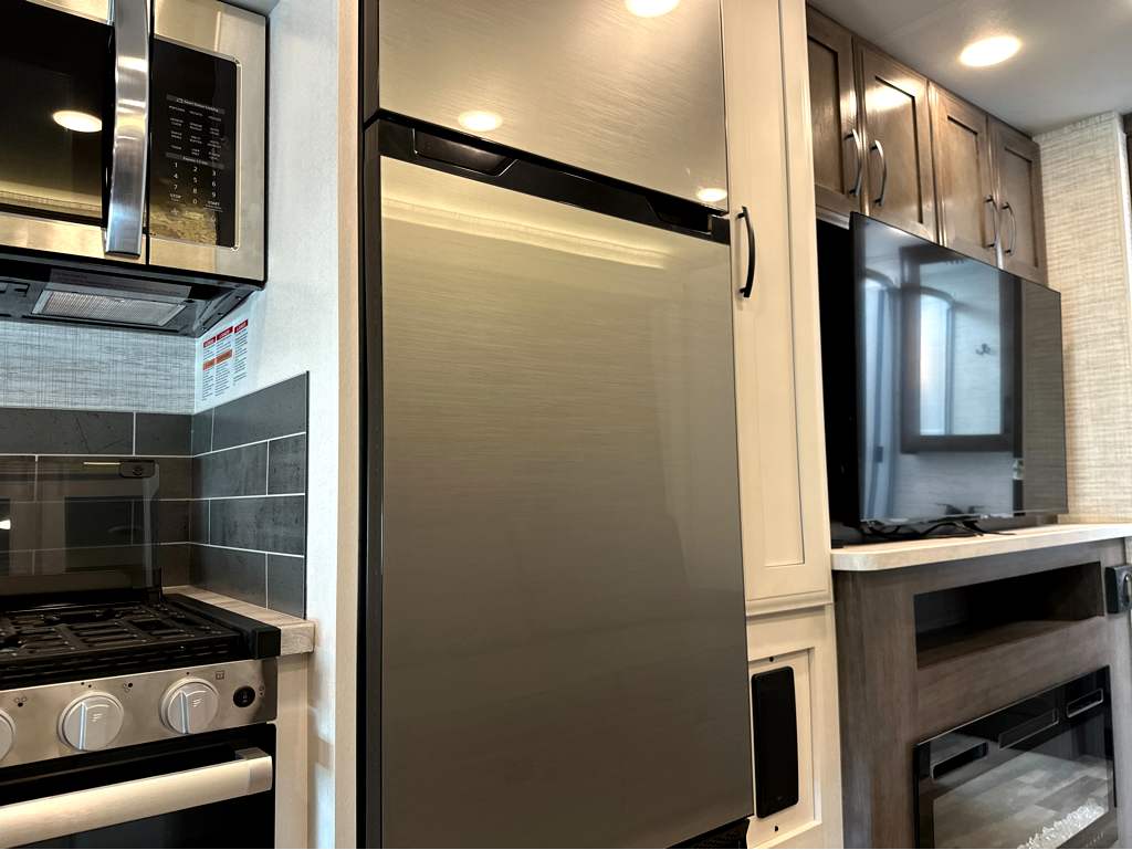 2025 JAYCO REDHAWK 26M - Image 11