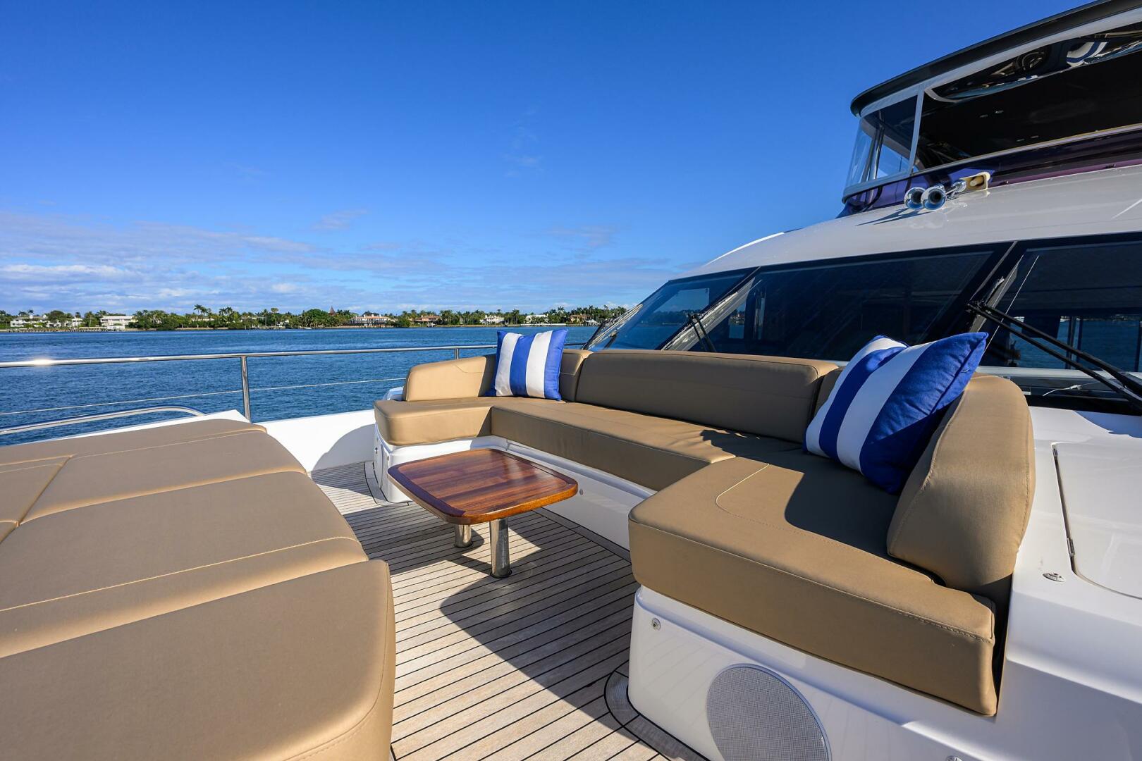 2003 Jupiter 31 Cuddy - Image 187