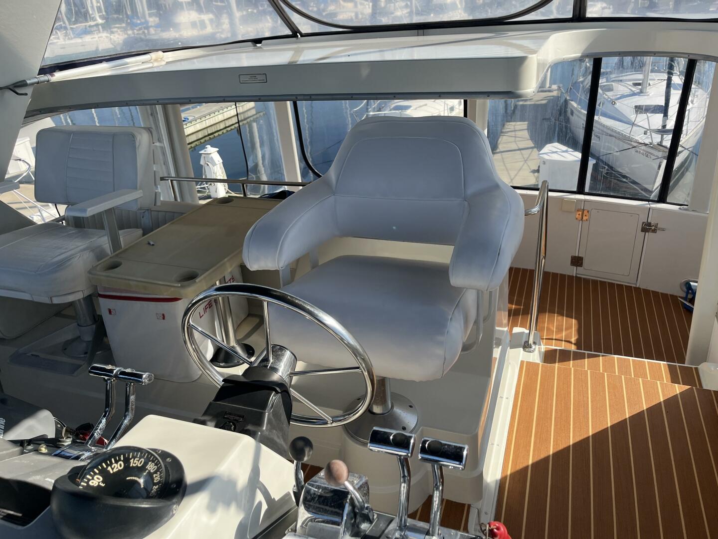 1995 Carver 440 Aft Cabin - Image 52
