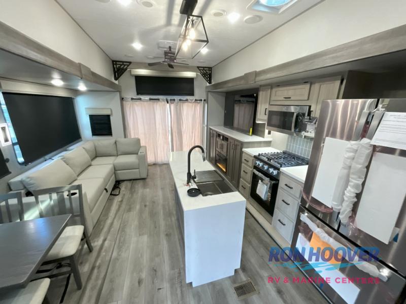 2026 COACHMEN 43CONDO - Image 4
