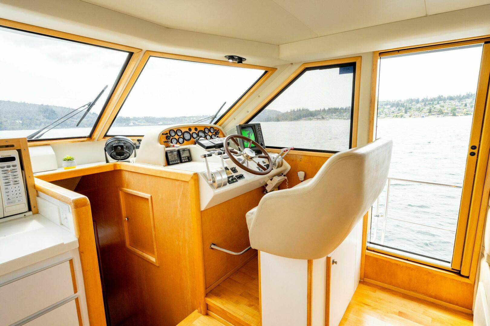 1997 Navigator Sundance 5600 - Image 72
