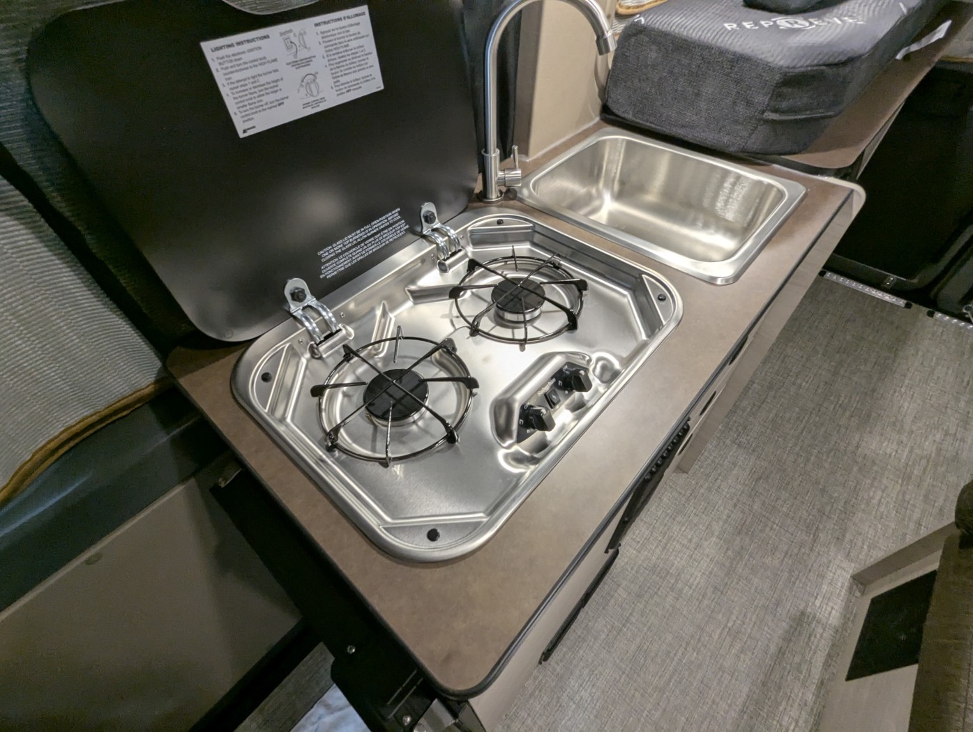 2027 Winnebago Solis Pocket 36A - Image 18