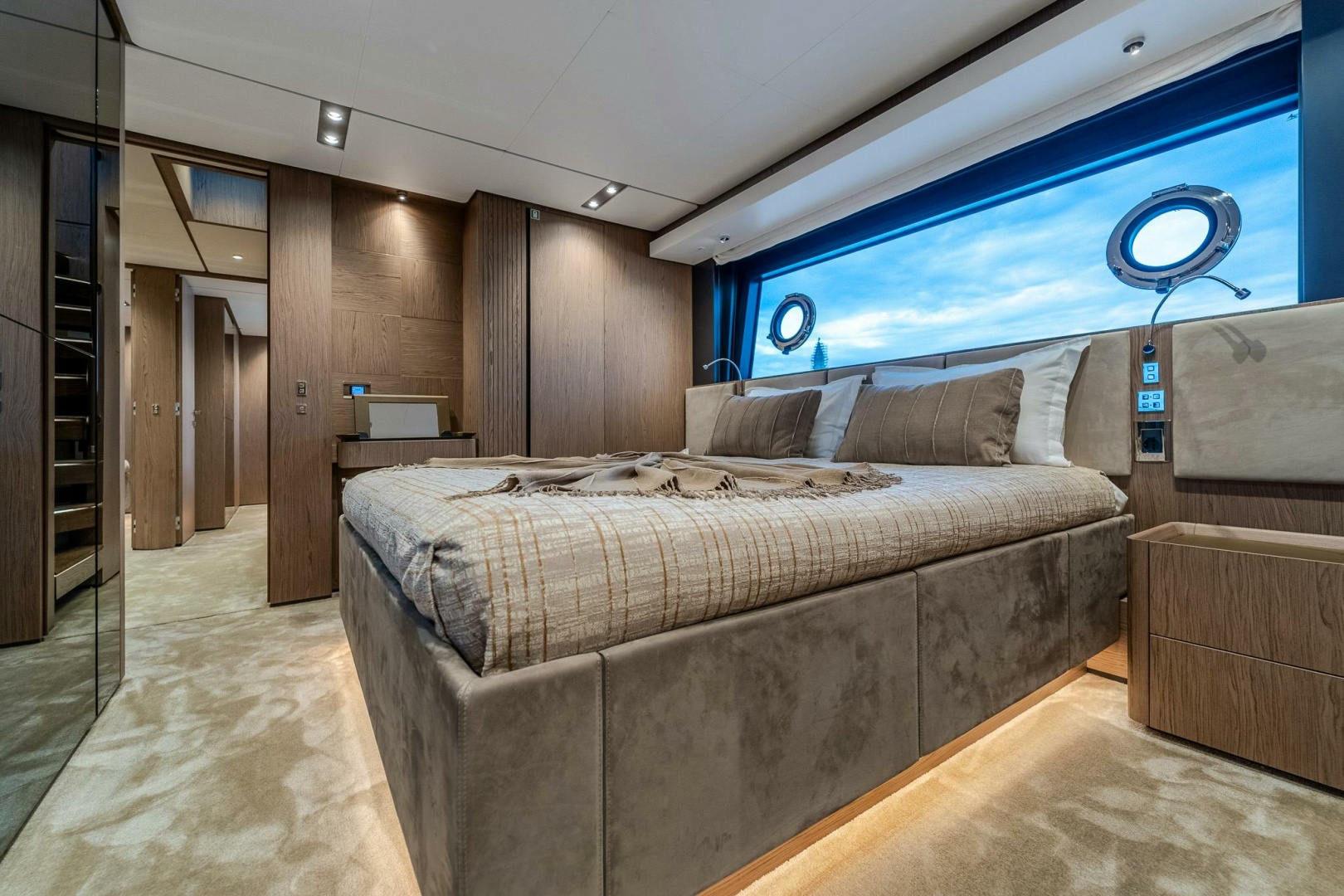2023 Ferretti Yachts Ferretti 1000 - Image 25