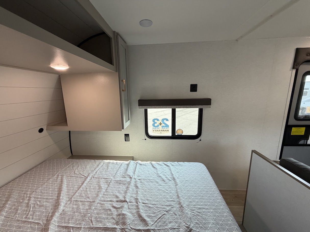 2027 Jayco Jay Flight SLX 260BH - Image 43