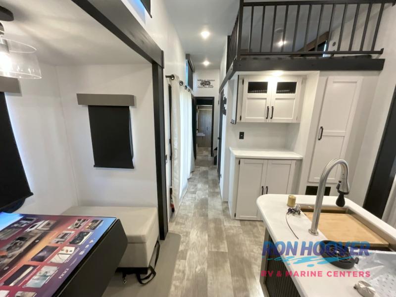 2026 PALOMINO 402LFT - Image 27