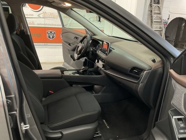 2023 Nissan Rogue Utility 4D SV AWD - Image 31